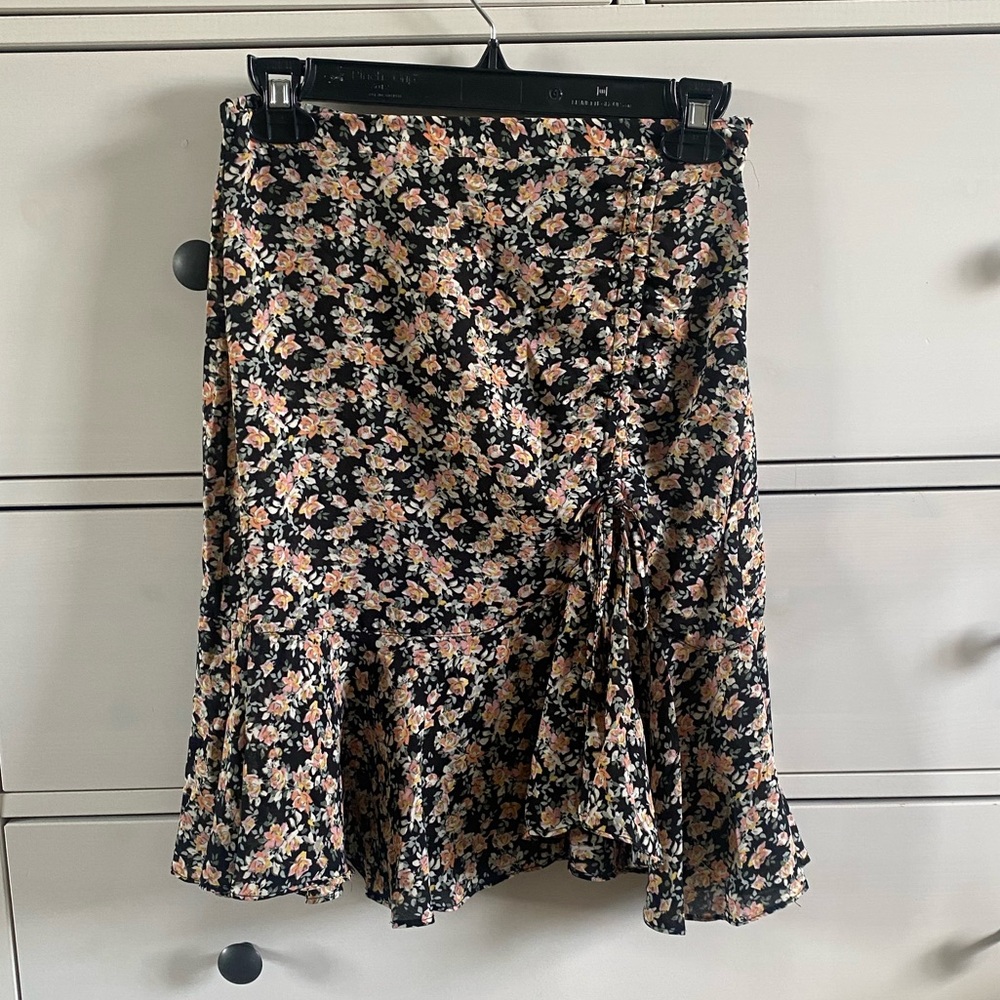 Max Studio Floral Skirt